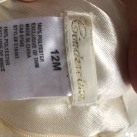 Elegant White Floral Dress - Picture 8 of 12